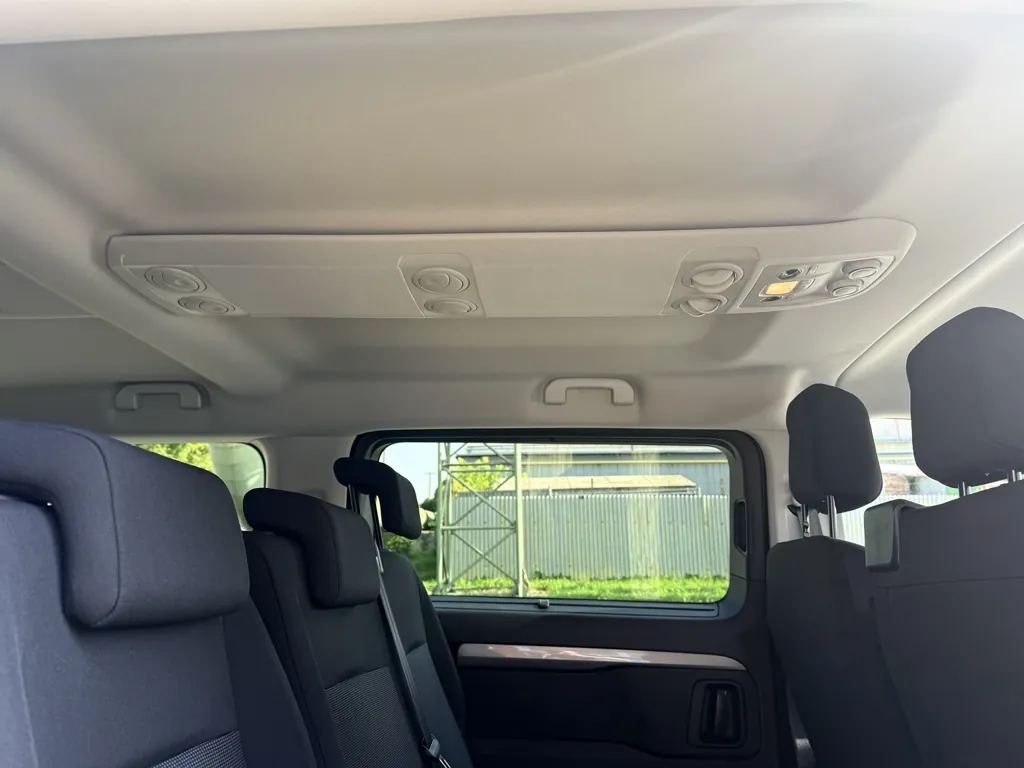 Toyota Proace Verso 9-miestna – prenájom v Trnave – fotka 7